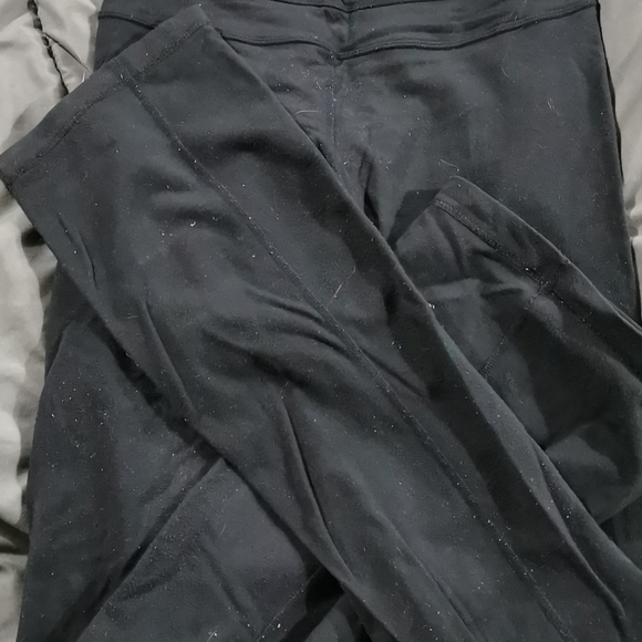 Lululemon yoga pants - Picture 3 of 4